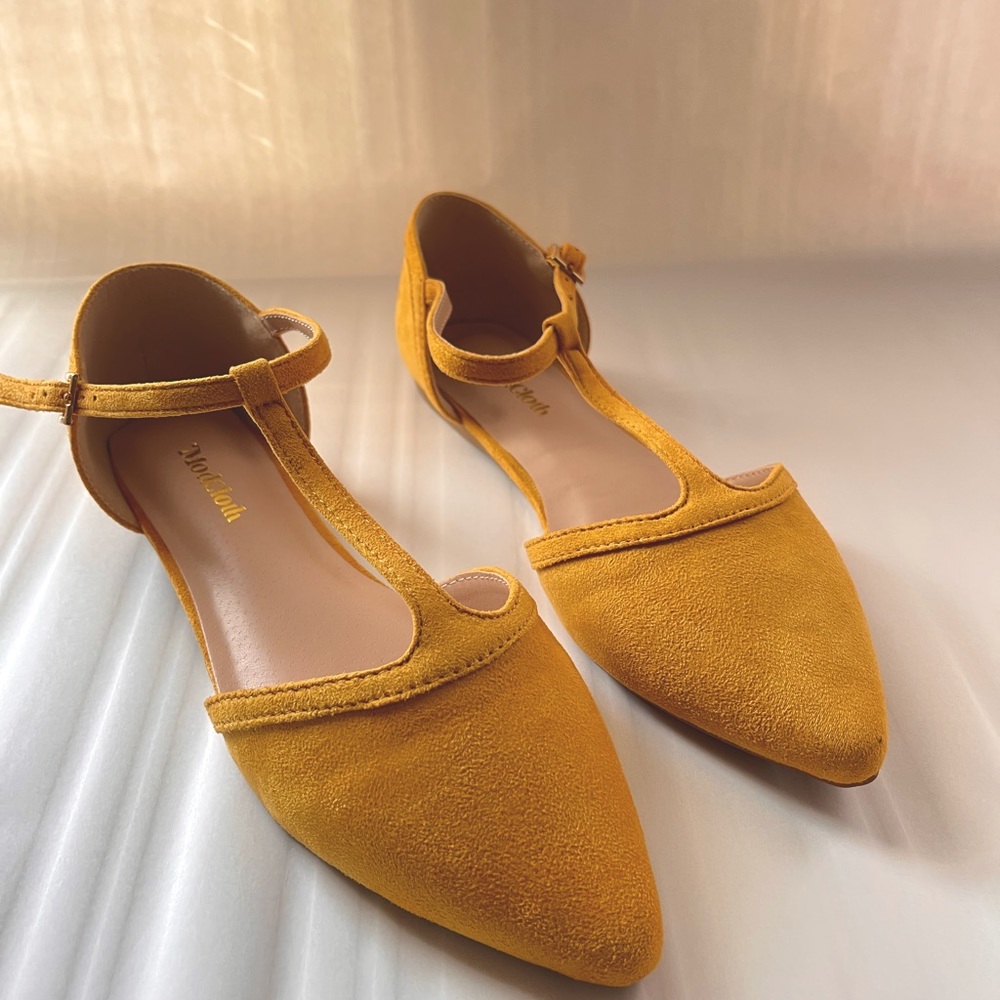 ModCloth yellow flats NEW
